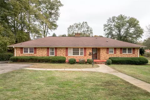1104 Bolt Dr, Anderson, SC 29621 photo 1