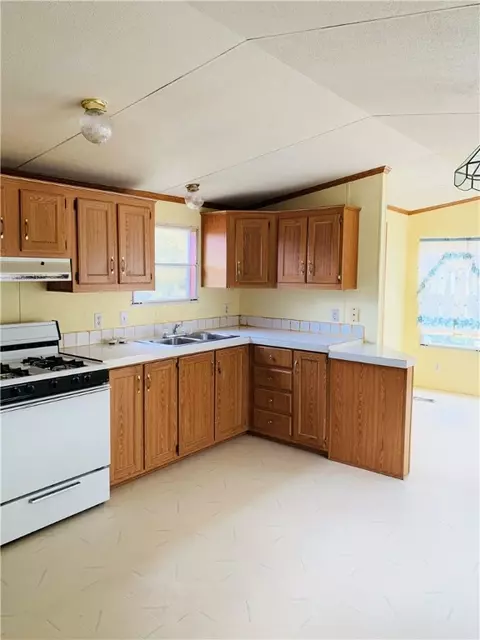 703 Kay Dr, Anderson, SC 29621 photo 3