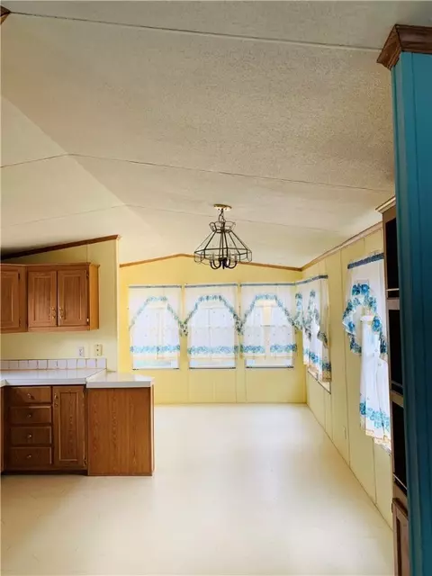 703 Kay Dr, Anderson, SC 29621 photo 4