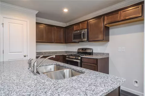 405 Reflections Dr, Anderson, SC 29625 photo 6