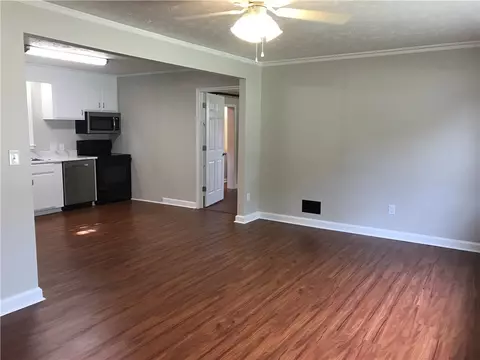 102 Lloyd Ave, Easley, SC 29640 photo 3