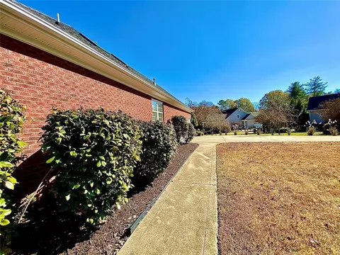 102 Ashe Ct, Easley, SC 29642 photo 33