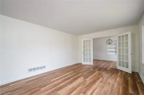 30 Austin St, Williamston, SC 29697 photo 5