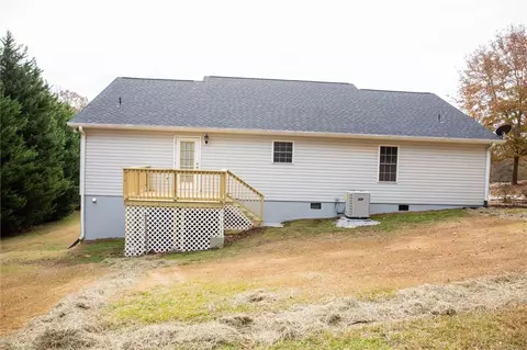 727 Pickett Post Rd, Walhalla, SC 29691 photo 21