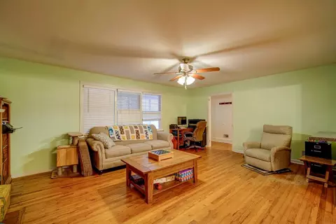 531 Bailey Ave, Pendleton, SC 29670 photo 3