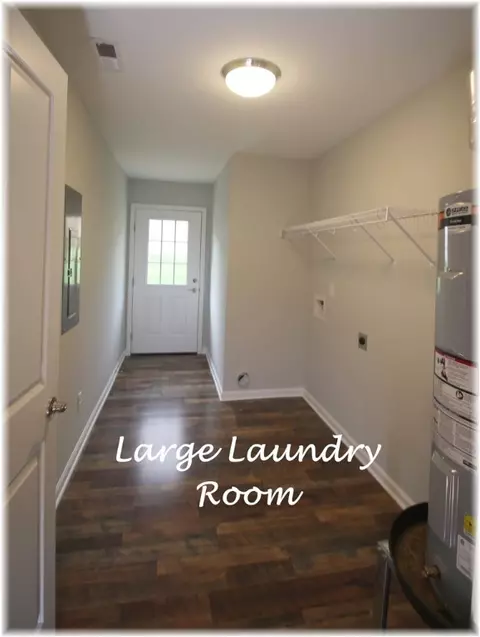 14019 E Camelia Ln, Seneca, SC 29678 photo 7