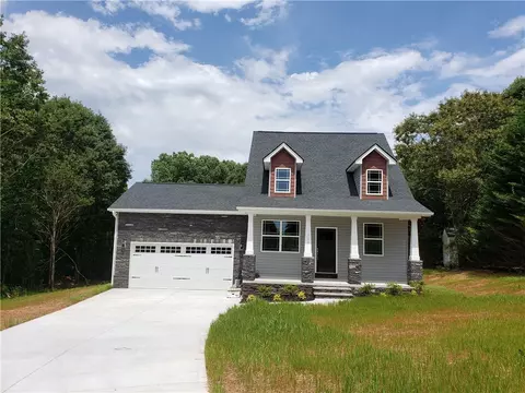 102 Margaret Mary Ln, Pendleton, SC 29670 photo 1
