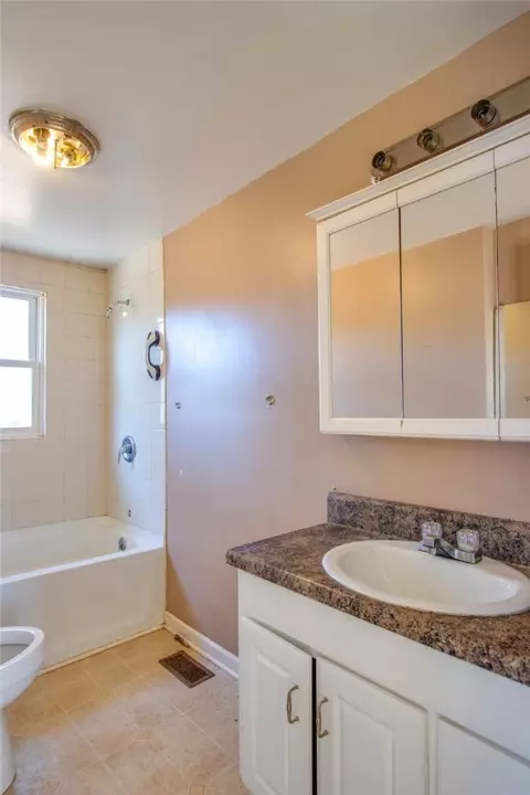 200 Summit St, Seneca, SC 29678 photo 8