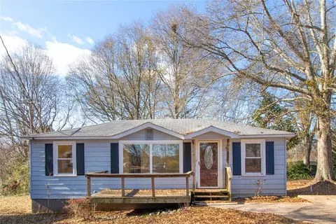 200 Summit St, Seneca, SC 29678 photo 1