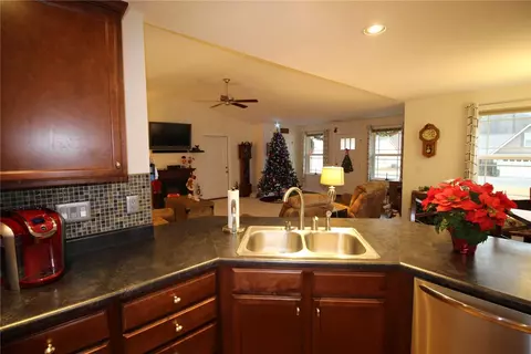 166 Madison Pointe Dr, Seneca, SC 29678 photo 16
