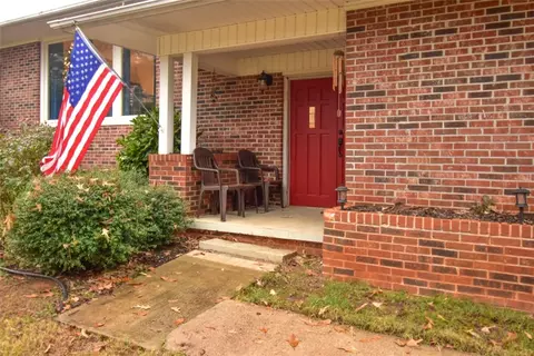 131 Leslie Ln, Pendleton, SC 29670 photo 3