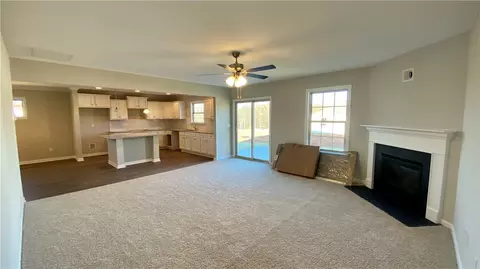 128 Sunny Point Loop, Central, SC 29630 photo 5