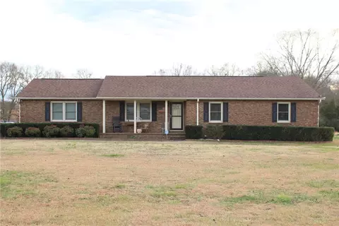 114 Nellie Dr, Pendleton, SC 29670 photo 1