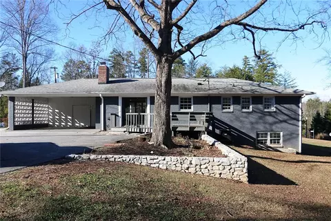403 Coffee Rd, Walhalla, SC 29691 photo 2