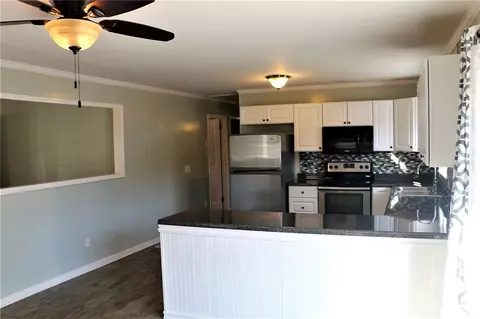 403 Coffee Rd, Walhalla, SC 29691 photo 4