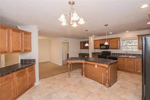 104 Heaton Cir, Easley, SC 29640 photo 9