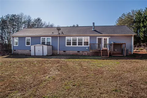 104 Heaton Cir, Easley, SC 29640 photo 3