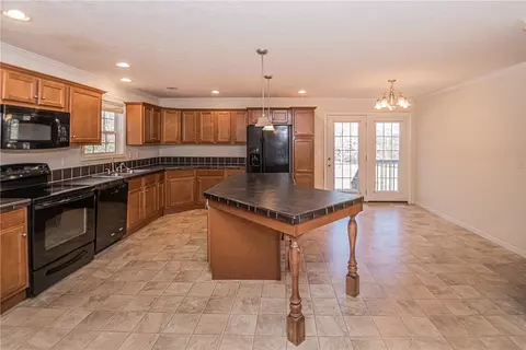 104 Heaton Cir, Easley, SC 29640 photo 6