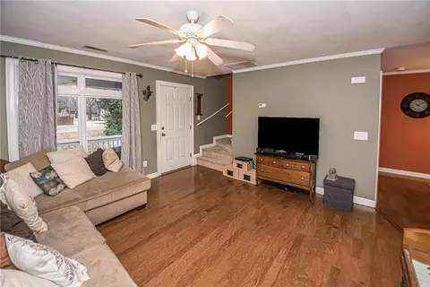 4469 Old Easley Bridge Rd, Easley, SC 29642 photo 6