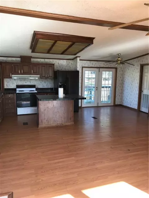 404 Campbell Rd, Pelzer, SC 29669 photo 6