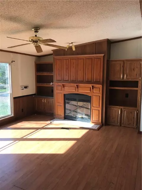 404 Campbell Rd, Pelzer, SC 29669 photo 9