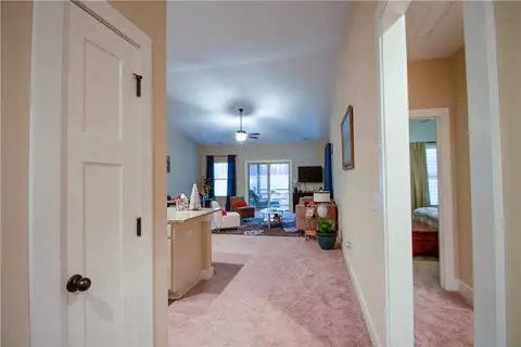 304 Sliding Rock Dr, Pendleton, SC 29670 photo 2