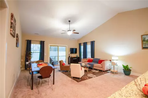 304 Sliding Rock Dr, Pendleton, SC 29670 photo 8