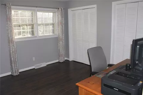 208 Edgemont St, Easley, SC 29642 photo 7