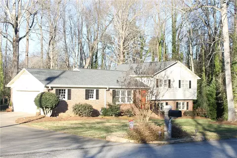 208 Edgemont St, Easley, SC 29642 photo 1