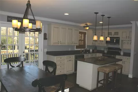 208 Edgemont St, Easley, SC 29642 photo 2
