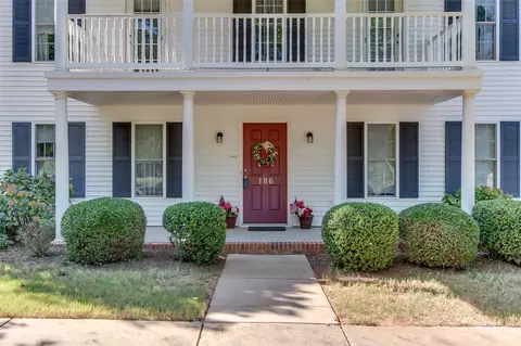 186 Crooked Cedar Way, Pendleton, SC 29670 photo 3