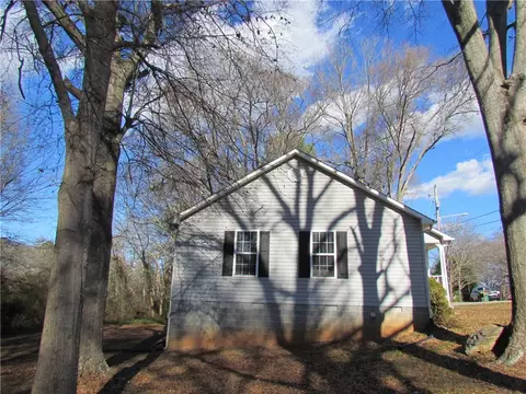 6 Pine Ln, Williamston, SC 29697 photo 18