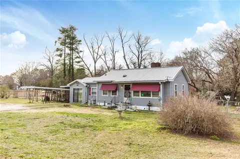104 S Maple St, Walhalla, SC 29691 photo 1
