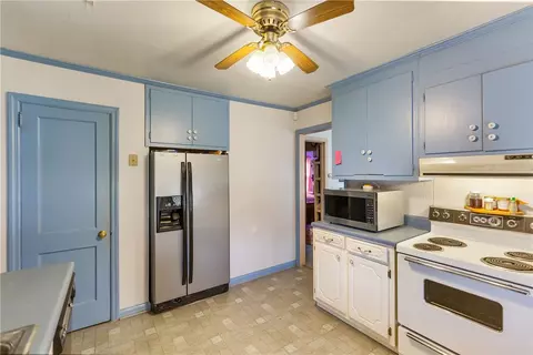 104 S Maple St, Walhalla, SC 29691 photo 9