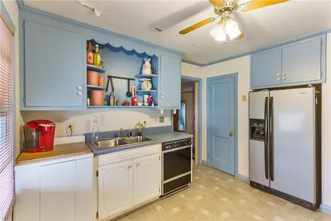 104 S Maple St, Walhalla, SC 29691 photo 17