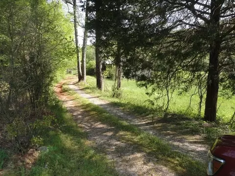 871 E Preston Mcdaniel Rd, Pickens, SC 29671 photo 3
