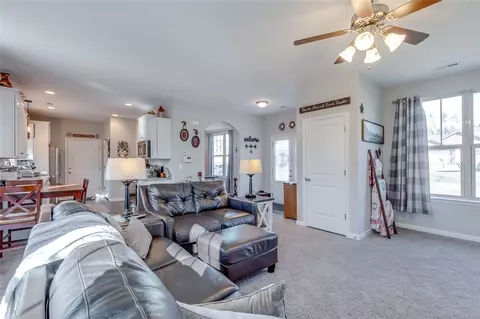 117 Heatherbrooke Ct, Easley, SC 29640 photo 11