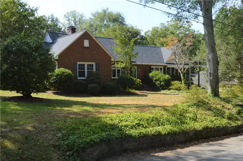 122 E Baker St, Pickens, SC 29671 photo 8