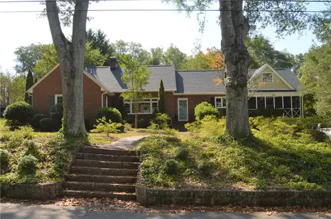 122 E Baker St, Pickens, SC 29671 photo 21