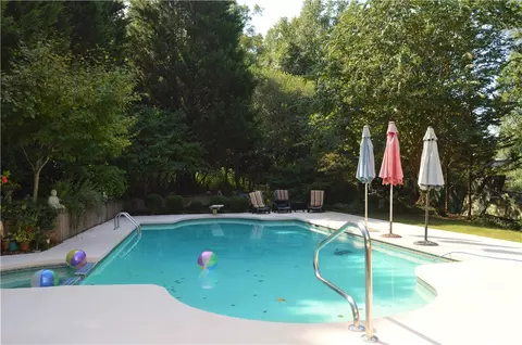 122 E Baker St, Pickens, SC 29671 photo 1