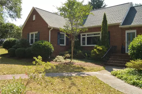 122 E Baker St, Pickens, SC 29671 photo 22
