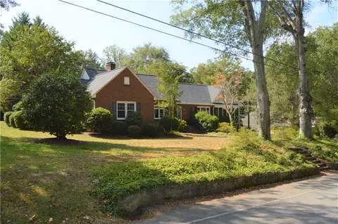 122 E Baker St, Pickens, SC 29671 photo 12