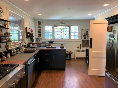 122 E Baker St, Pickens, SC 29671 photo 10
