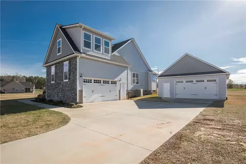111 Jacob Lee Dr, Pelzer, SC 29669 photo 2