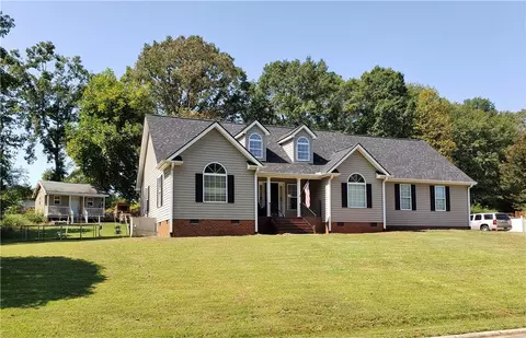 217 Windham Ln, Easley, SC 29642 photo 2