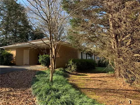 301 Boggs St, Pendleton, SC 29670 photo 3
