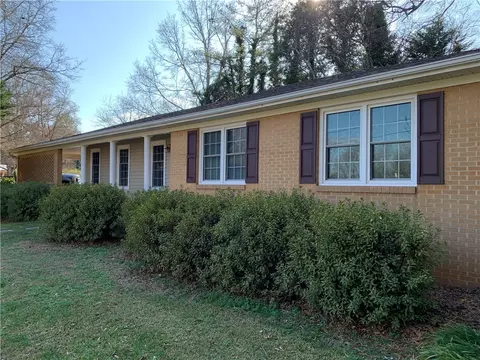 301 Boggs St, Pendleton, SC 29670 photo 9