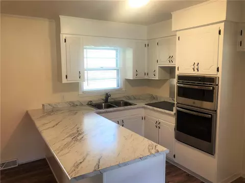 330 Kenneth St, Walhalla, SC 29691 photo 12