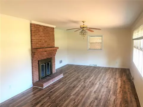 330 Kenneth St, Walhalla, SC 29691 photo 5