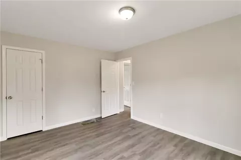 252 Earle Rd, Central, SC 29630 photo 16